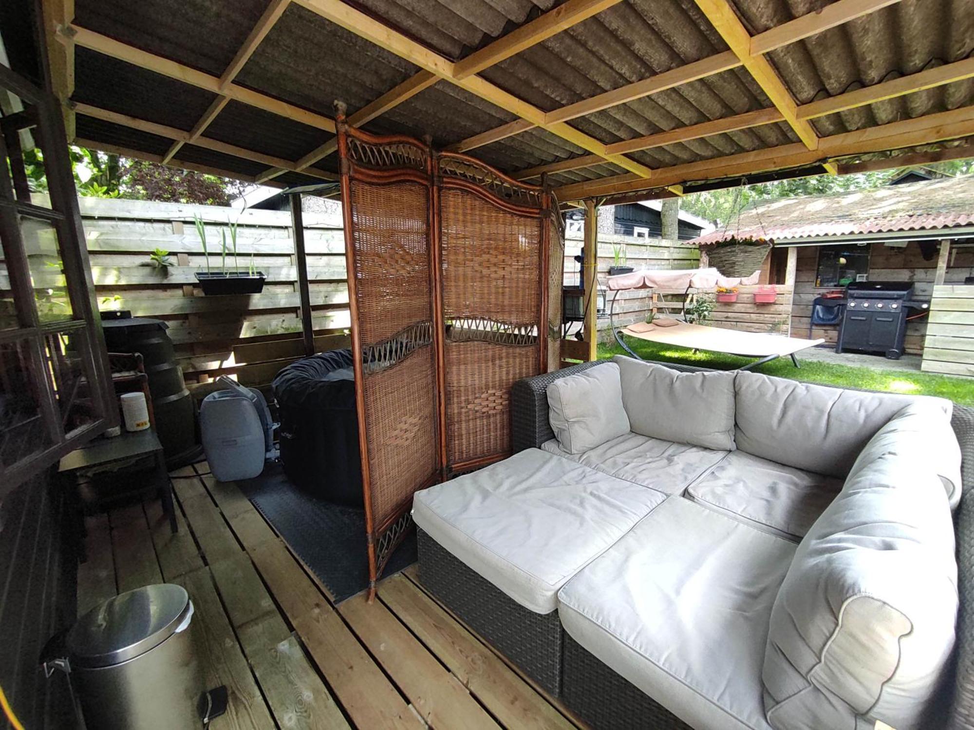 "Tempat Senang" Chalet On The Beautiful Veluwe With Airco Sauna Bbq Jacuzzi Beamer And Dog Putten Dış mekan fotoğraf