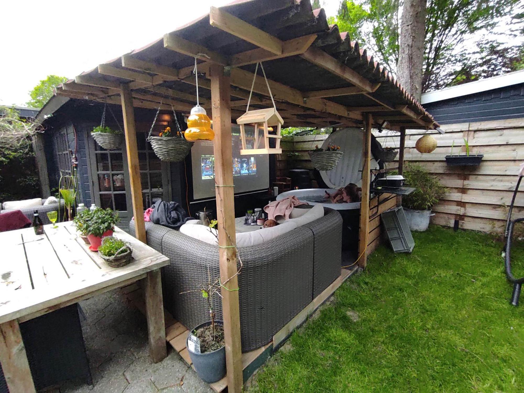 "Tempat Senang" Chalet On The Beautiful Veluwe With Airco Sauna Bbq Jacuzzi Beamer And Dog Putten Dış mekan fotoğraf